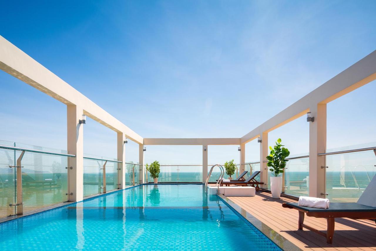 Nolis Hotel Vung Tau Exterior photo
