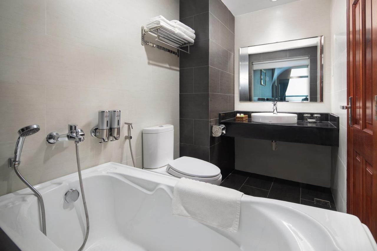 Nolis Hotel Vung Tau Exterior photo